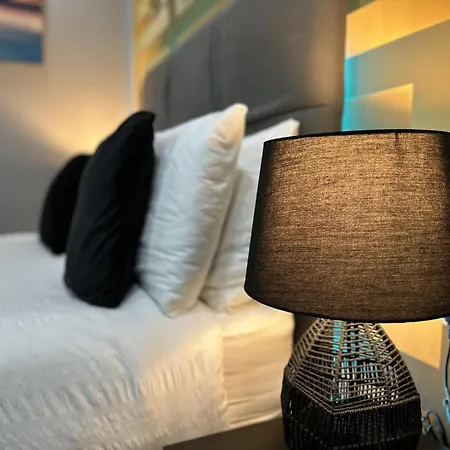 Mansa * Bradford (West Yorkshire)