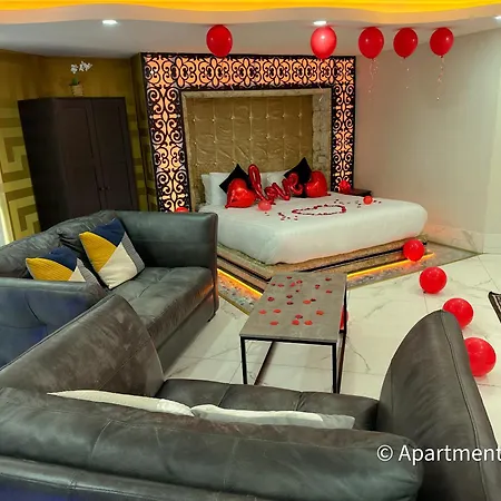 Mansa Bradford (West Yorkshire)