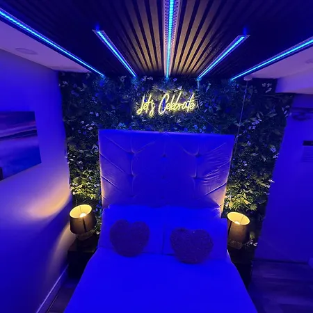 Mansa * Bradford (West Yorkshire)