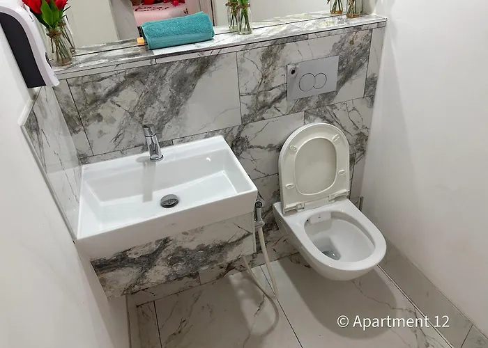 Mansa Bradford (West Yorkshire)