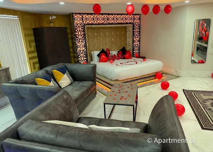 Mansa Bradford (West Yorkshire)