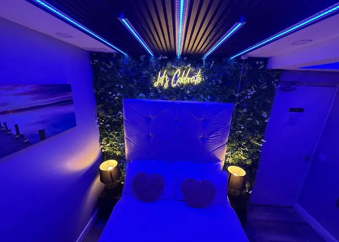 Mansa * Bradford (West Yorkshire)