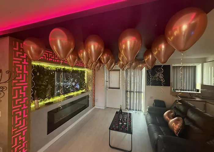 Mansa * Bradford (West Yorkshire)